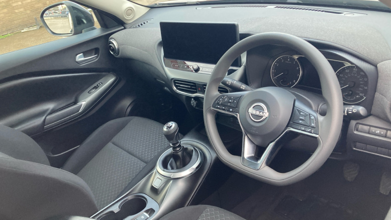 Nissan Juke 1.0 DiG-T Acenta Premium 5dr Petrol Hatchback
